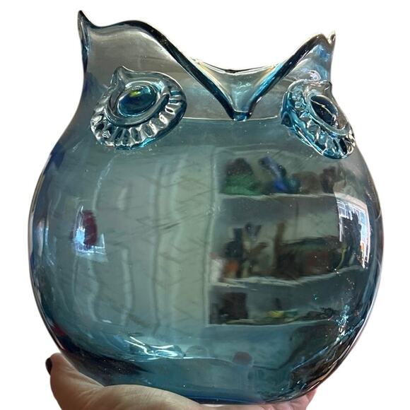 Large Blue and Gold Fleck Owl Glass Vase Handmade Art Glass - Picture 3 of 8
